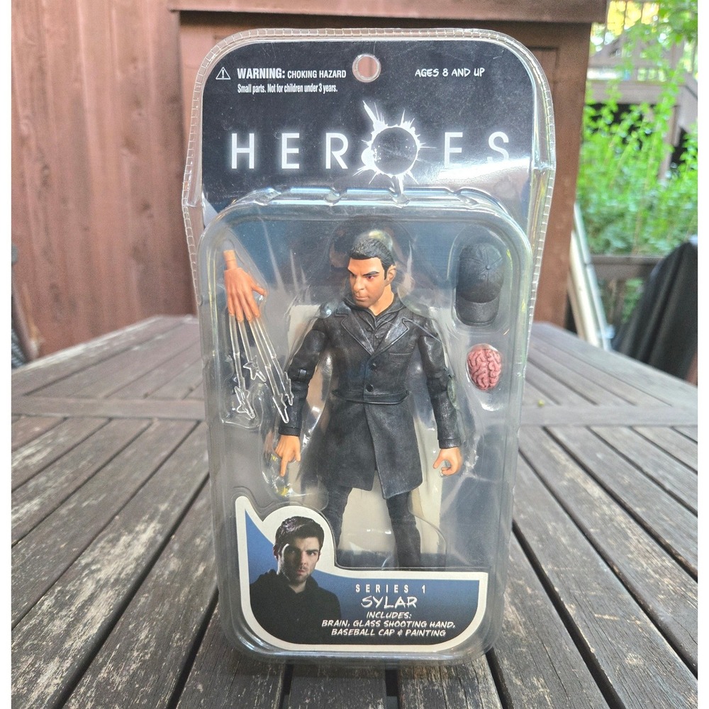 Mezco Heroes Series 1 Sylar Action Figure‎ Sealed Zachary Quinto Brain 2007